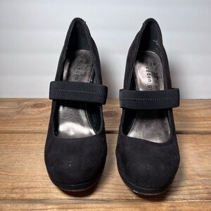 Steve Madden Girl Women’s Black Faux Suede High‎ Heels Pumps Strap Size 7